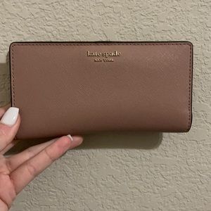 Kate Spade Eva Large Slim Bifold Wallet